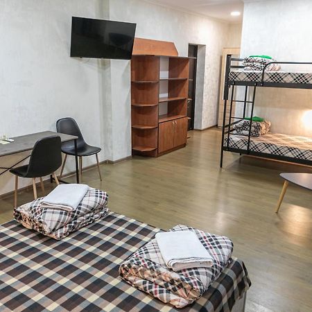 Alina Hotel & Hostel Užhorod Exteriér fotografie
