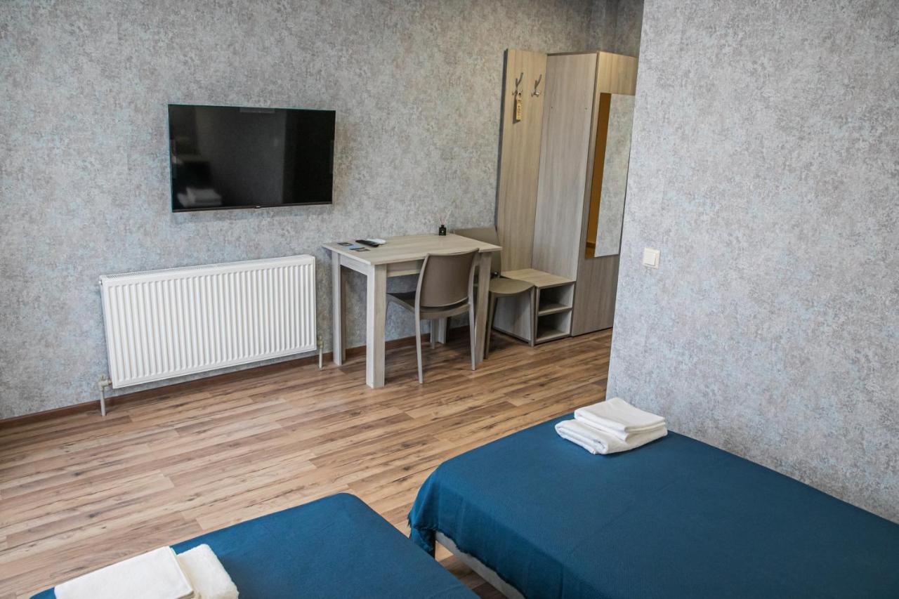 Alina Hotel & Hostel Užhorod Exteriér fotografie