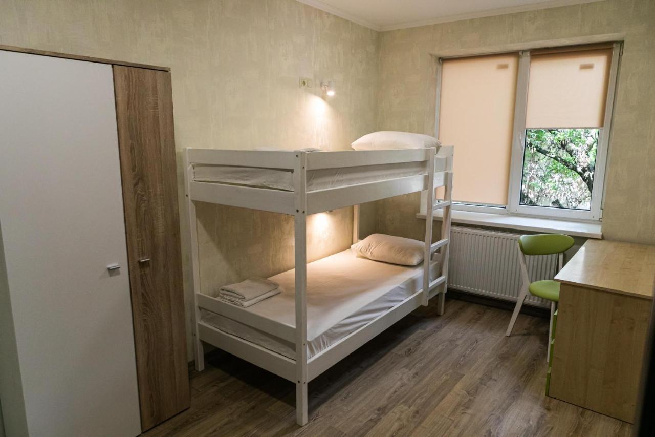 Alina Hotel & Hostel Užhorod Exteriér fotografie