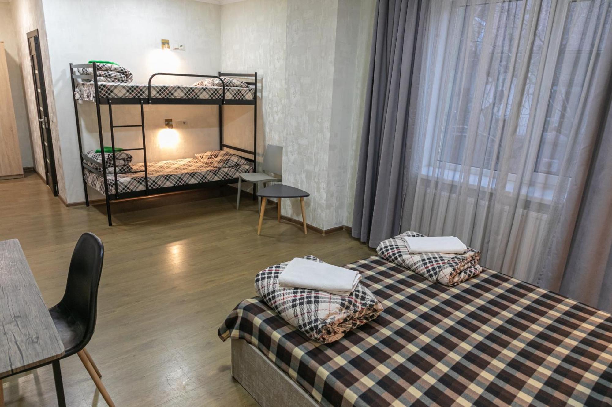 Alina Hotel & Hostel Užhorod Exteriér fotografie
