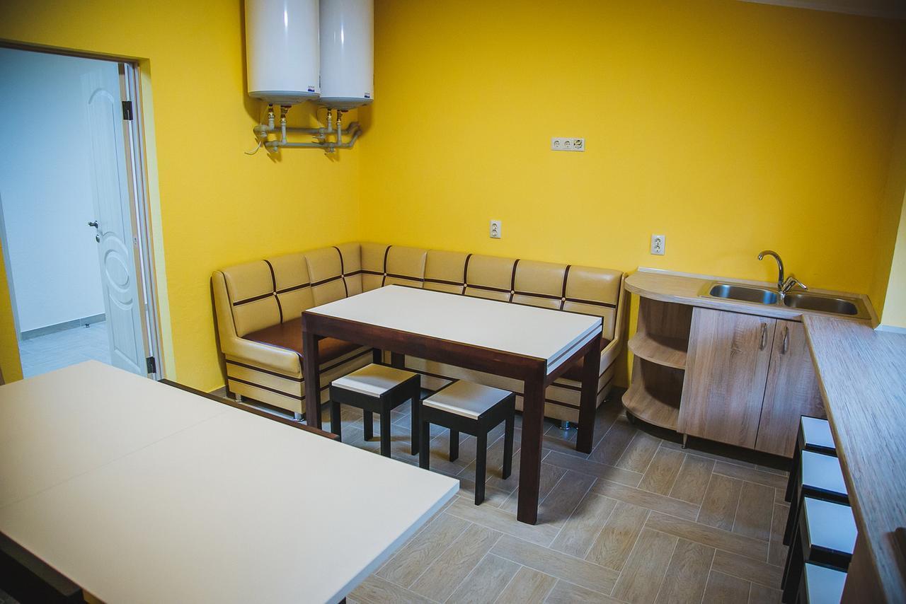 Alina Hotel & Hostel Užhorod Exteriér fotografie