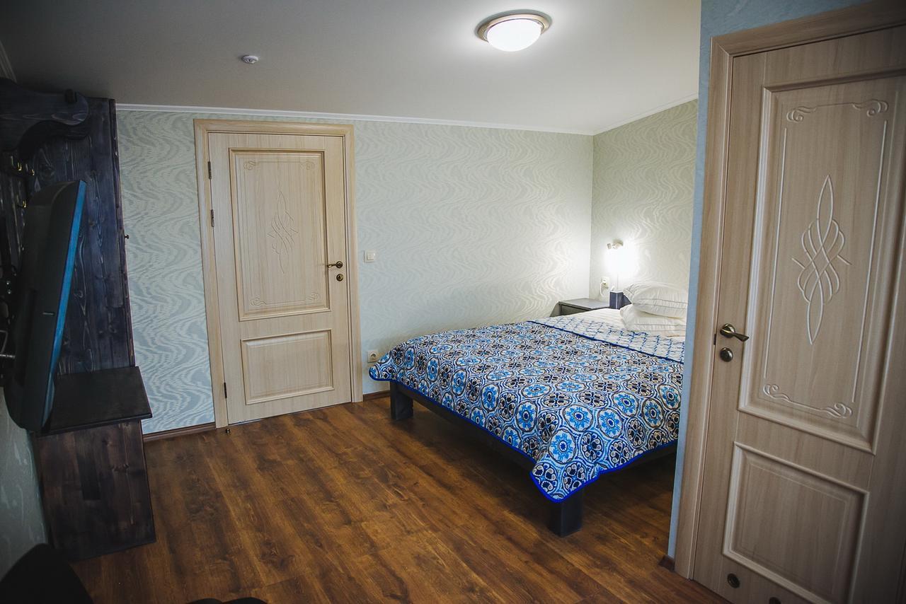 Alina Hotel & Hostel Užhorod Exteriér fotografie