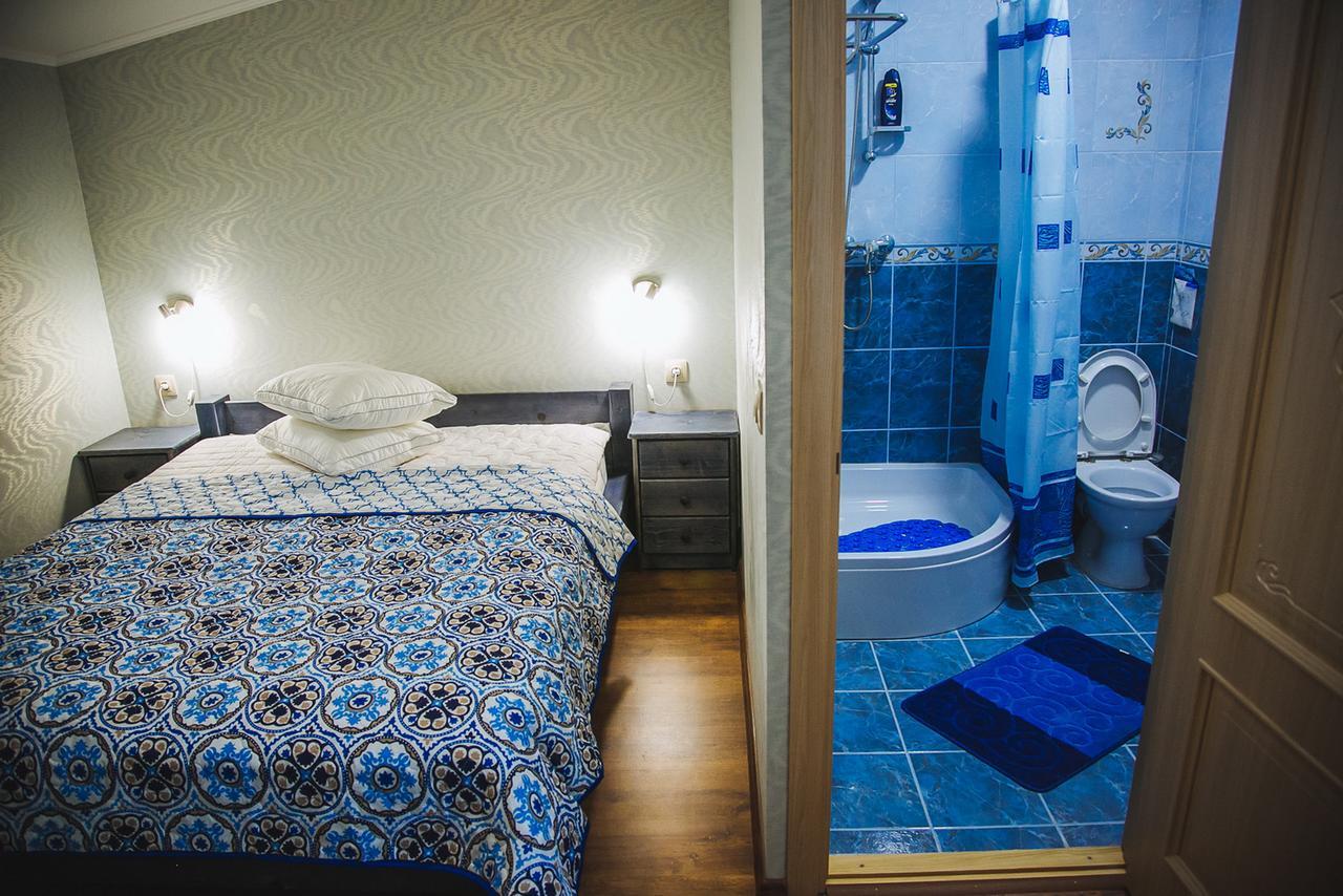 Alina Hotel & Hostel Užhorod Exteriér fotografie