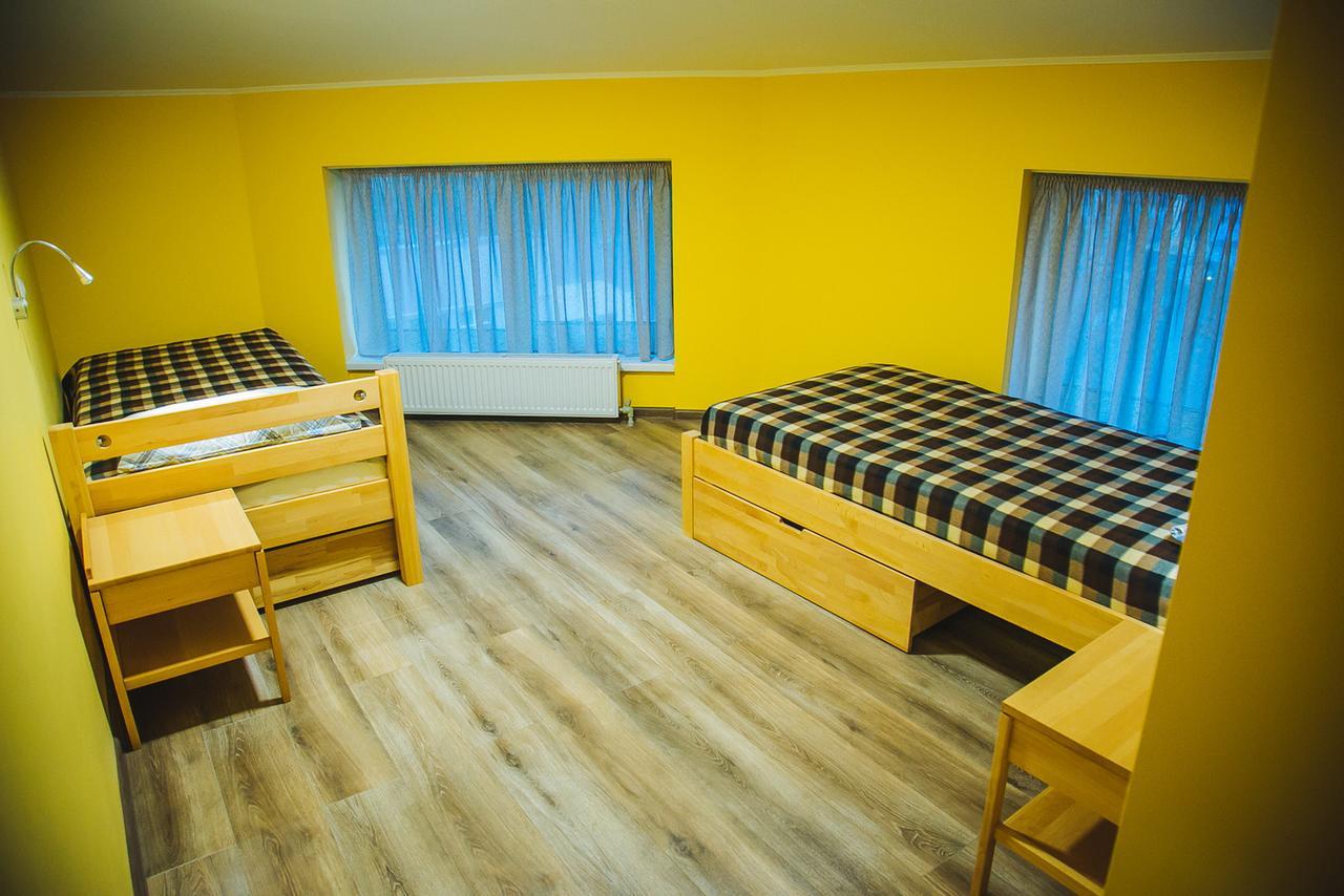 Alina Hotel & Hostel Užhorod Exteriér fotografie