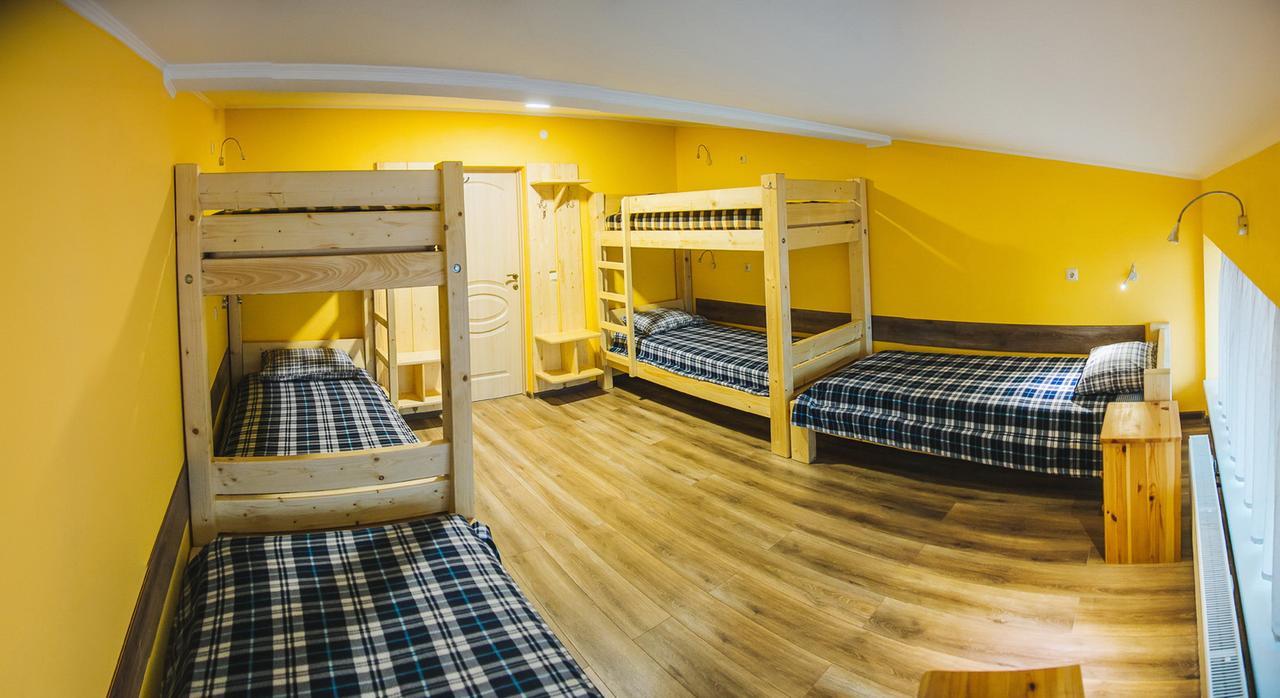 Alina Hotel & Hostel Užhorod Exteriér fotografie