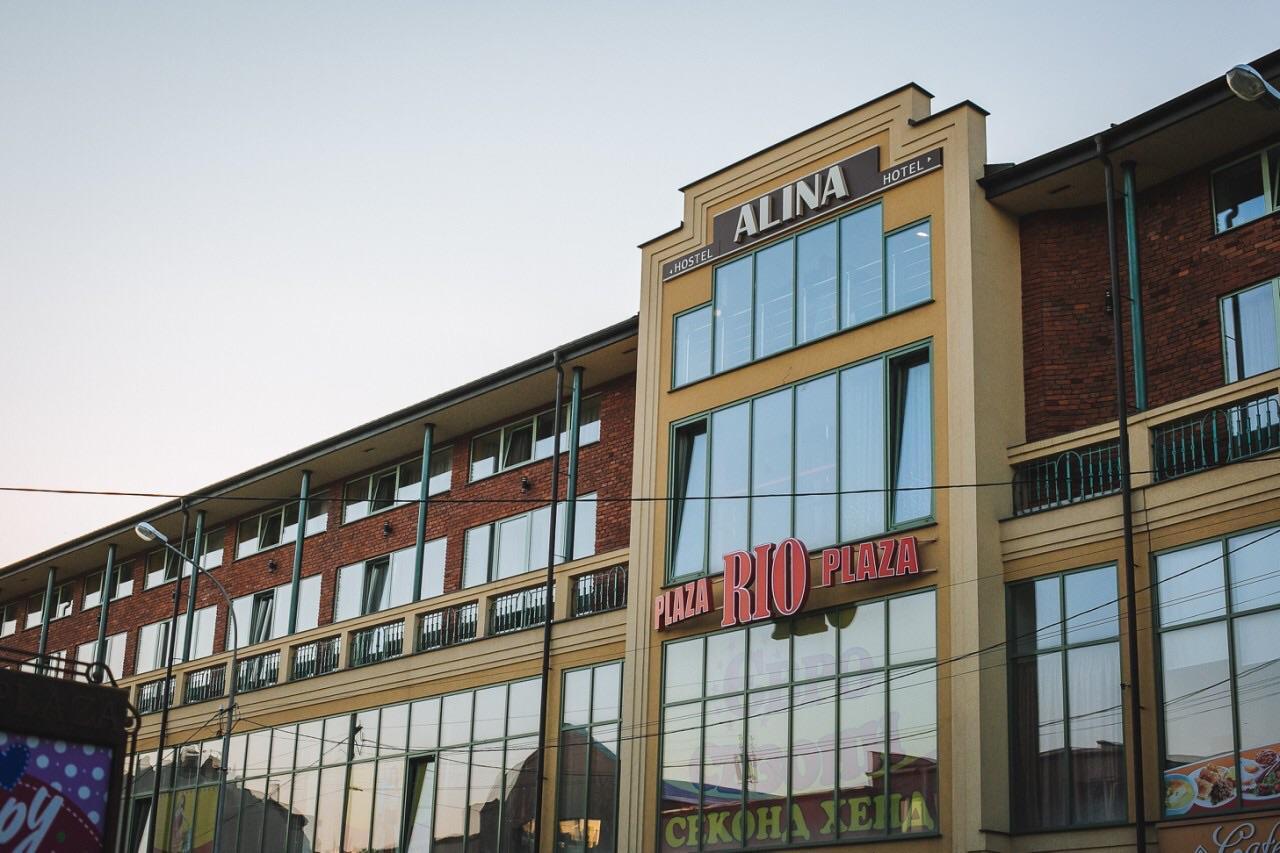 Alina Hotel & Hostel Užhorod Exteriér fotografie